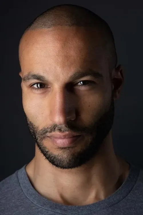 Travis Andre Ross ha trabajado con Mehmet Edip en 1 ocasiones