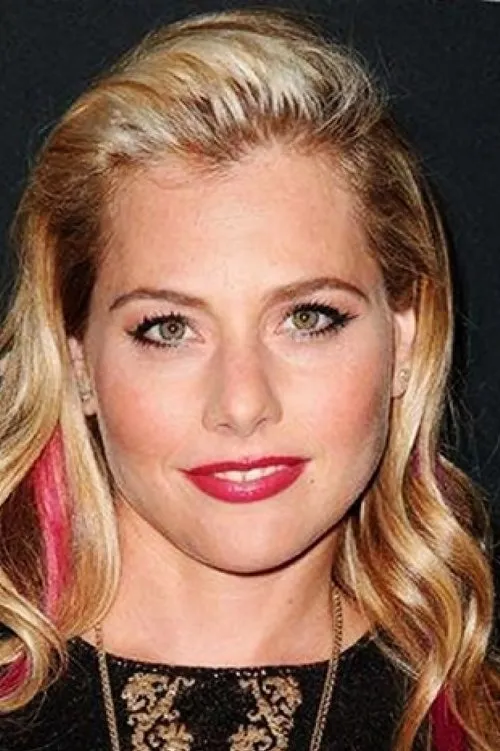 Meital Dohan interpretando a Subgirl