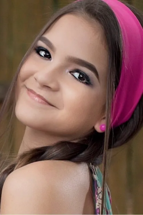 Mel Maia — personaje: Pérola Fonseca Hauser / Ananda Rinpoche