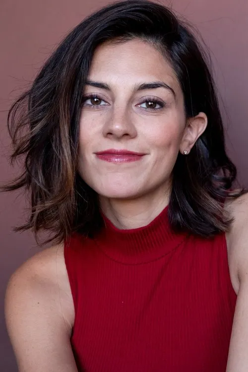 Melanie Minichino interpretando a Deputy Gary