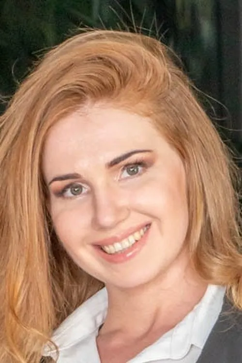 Melissa Benz interpretando a 