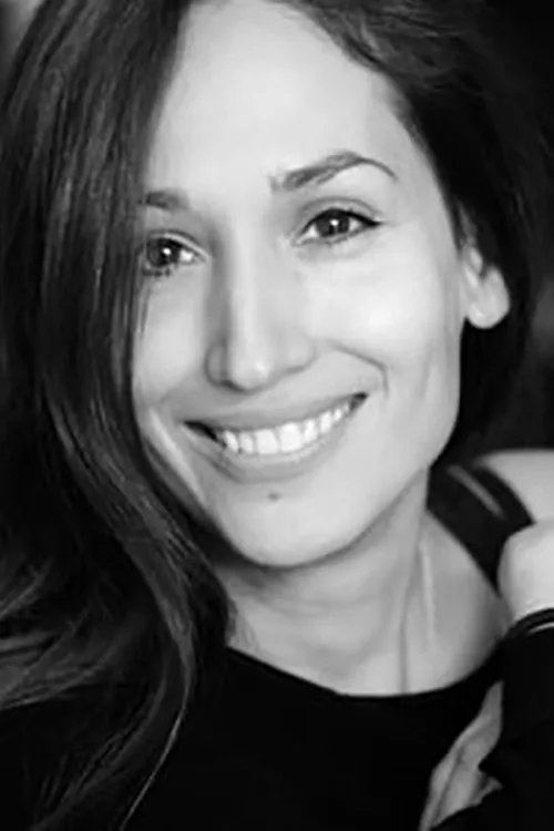 Melissa Hickey interpretando a Martha Diaz (as Melissa Ramone)