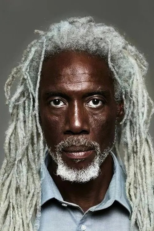 Mentor Ba interpretando a Minuit