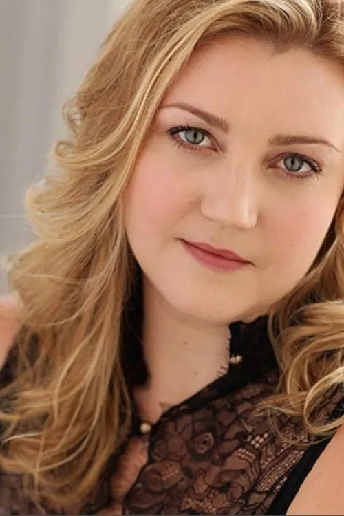 Astro ha trabajado con Meredith Holzman en 1 ocasiones