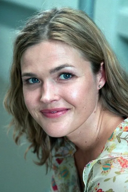 Eliel Lignell ha trabajado con Mi Grönlund en 1 ocasiones