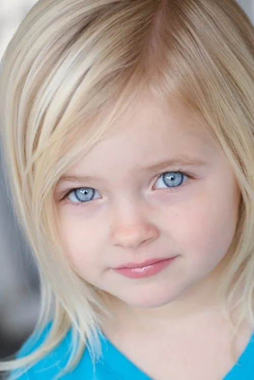 Sophia Woodward ha trabajado con Mia Allan en 2 ocasiones