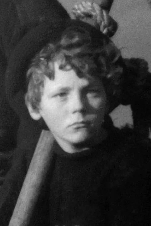 Maggie Dirrane ha trabajado con Michael Dirrane en 2 ocasiones