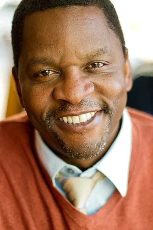 Taylor Gilbert ha trabajado con Michael Edward Thomas en 2 ocasiones