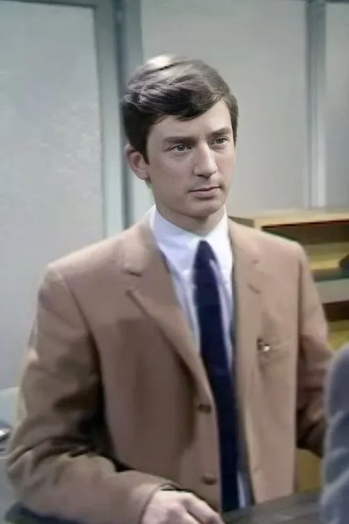 Michael Farnsworth — personaje: Det. Sgt. Ashe