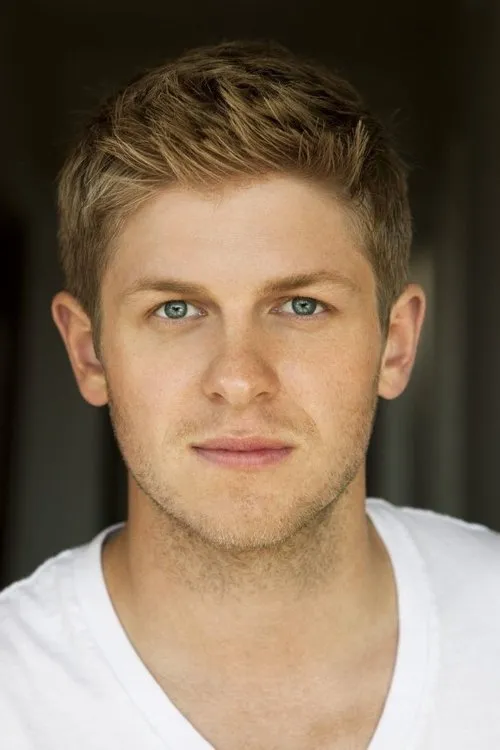 Foto de perfil del actor Michael Grant Terry en el reparto