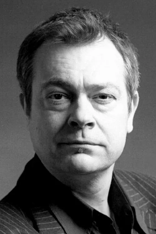 Simon Shumba ha trabajado con Michael Hofland en 1 ocasiones