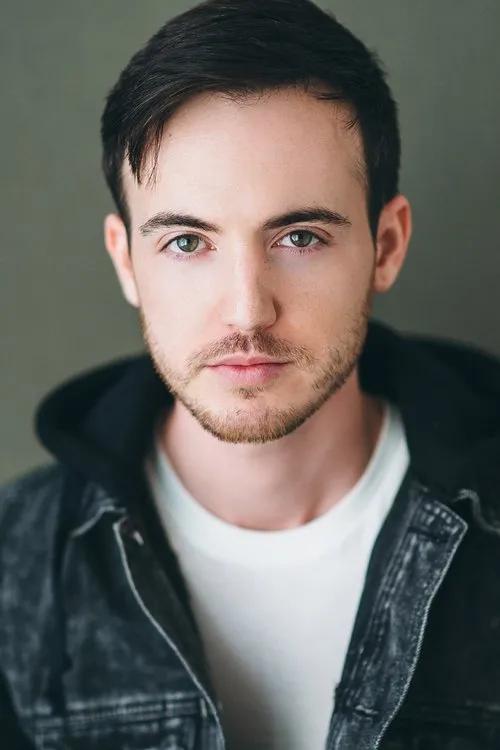 Juan Carlos Velis ha trabajado con Michael James Regan en 2 ocasiones