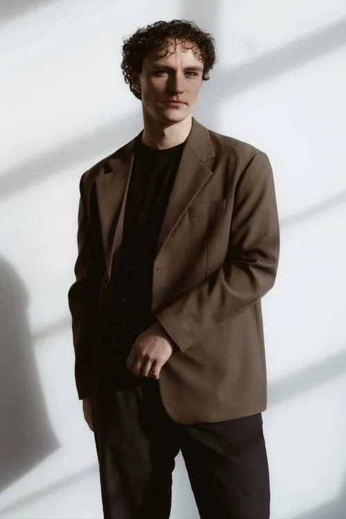 Foto de perfil del actor Michael James en el reparto