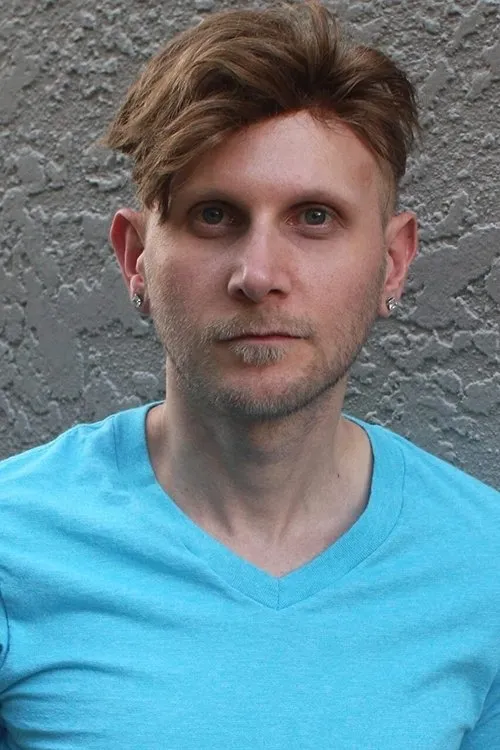 Michael Kenneth Fahr interpretando a Charles