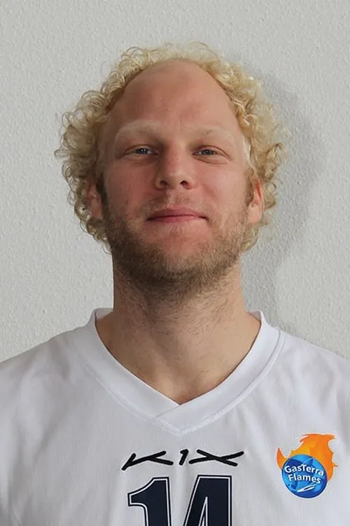 Nina Fallon ha trabajado con Michael Kingma en 1 ocasiones