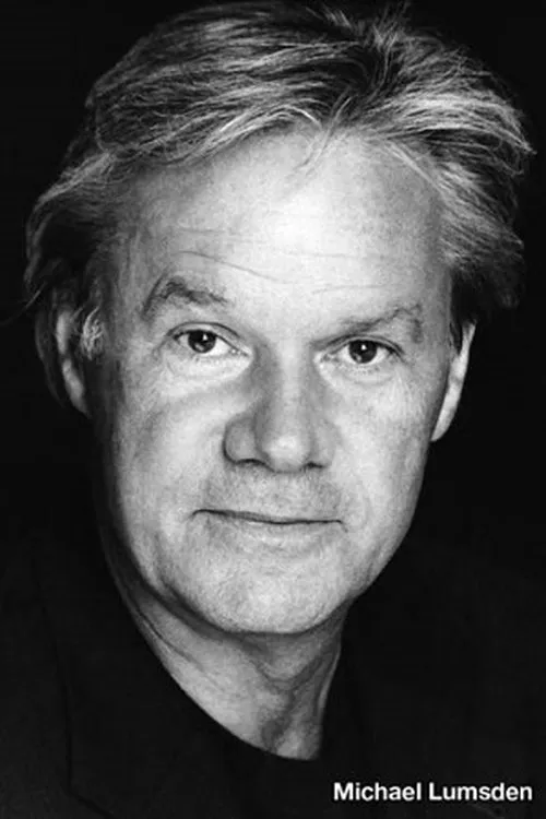 Michael Lumsden interpretando a Felix Kersten