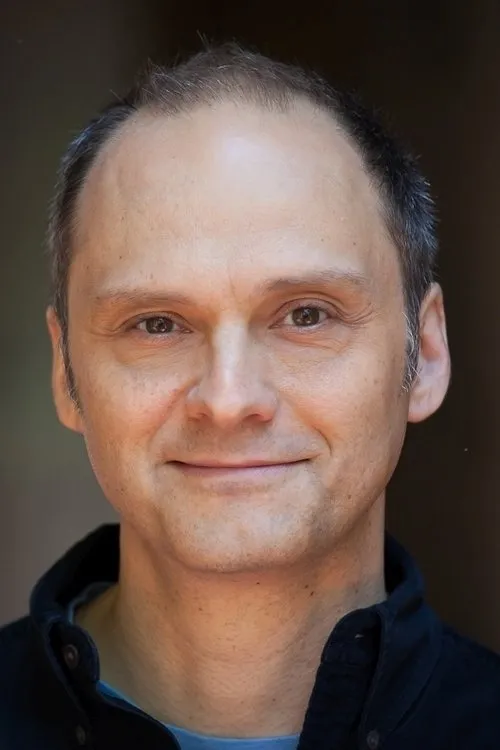 Matt Consalvo ha trabajado con Michael Mastro en 1 ocasiones