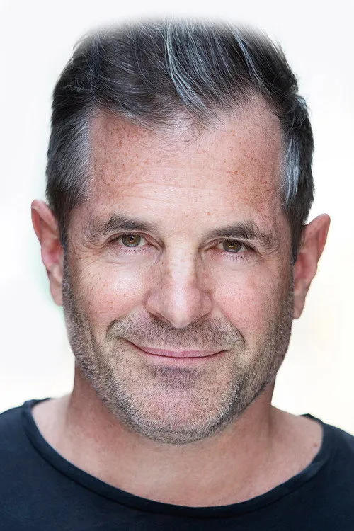 Daniel Rabin ha trabajado con Michael Matus en 1 ocasiones