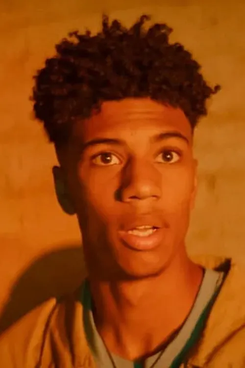 Michael Miguel Nguema — personaje: Dion