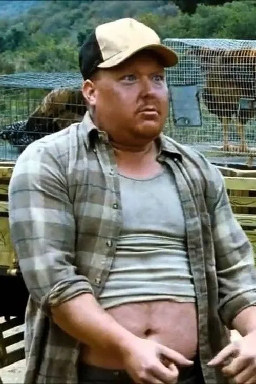 Stan Ellsworth ha trabajado con Michael 'Red Bone' Alcott en 1 ocasiones