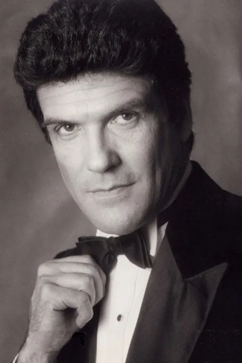 Joe Pollini ha trabajado con Michael Santiago en 1 ocasiones