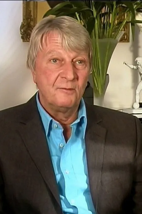 Sydney Newman ha trabajado con Michael Summerton en 1 ocasiones