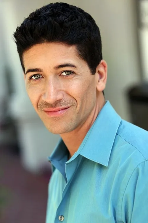 Matt Klein ha trabajado con Michael Vega en 1 ocasiones