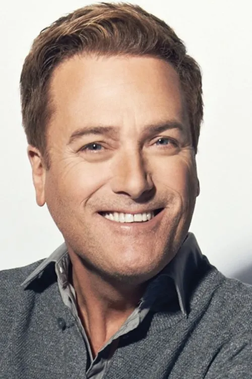 Michael W. Smith interpretando a Cliff McArdle