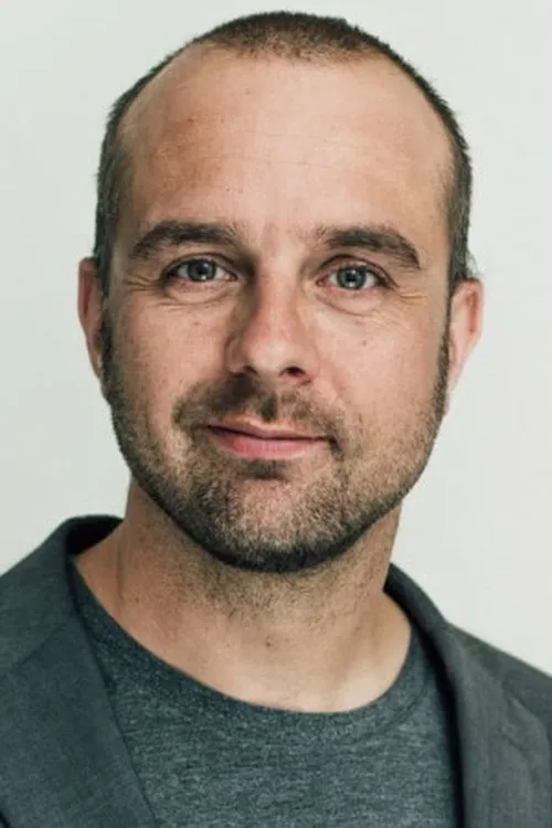 Michael Wigge — personaje: Self