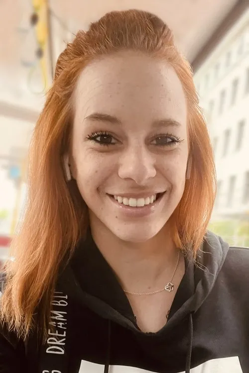 Michaela Bendulová interpretando a Ela