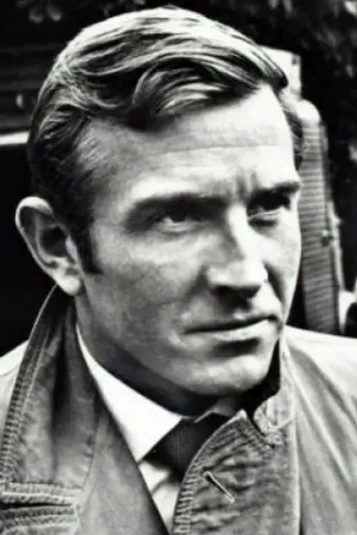 Michel Barbey interpretando a