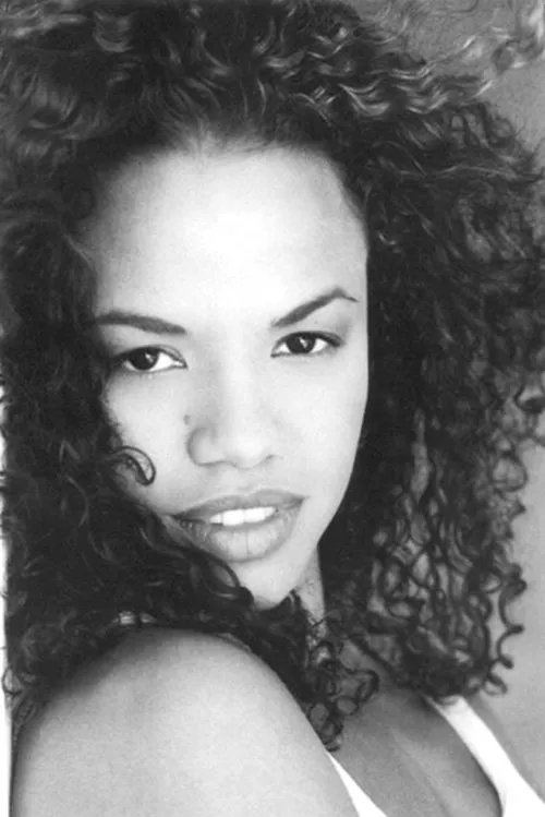 Michele Kelly interpretando a Melodie