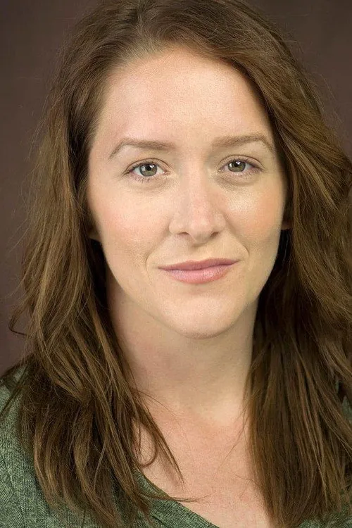 Michelle Bayly interpretando a Petra Lebedev
