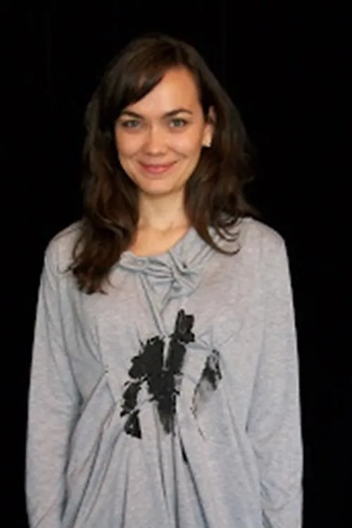 Michelle Pucci interpretando a