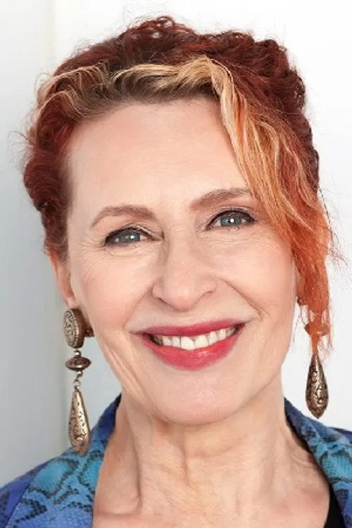 Michelle Sherrill interpretando a Margaret Abelman