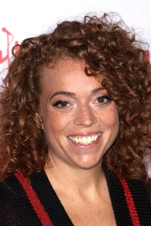 Michelle Wolf interpretando a Self