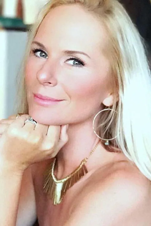 Ned Gorman ha trabajado con Michonne Bourriague en 1 ocasiones