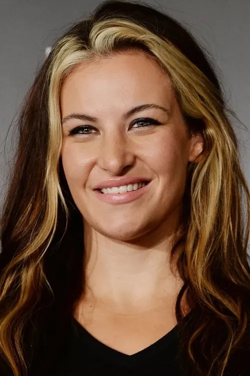 Miesha Tate interpretando a Self
