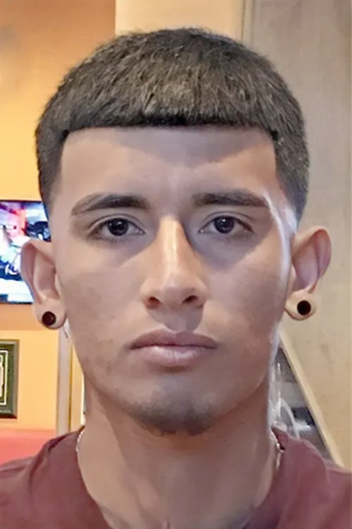 Miguel Angel Rebullosa interpretando a Self