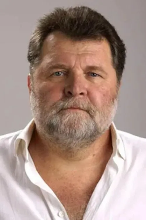 ???? ????? ha trabajado con Михаил Стародубов en 1 ocasiones