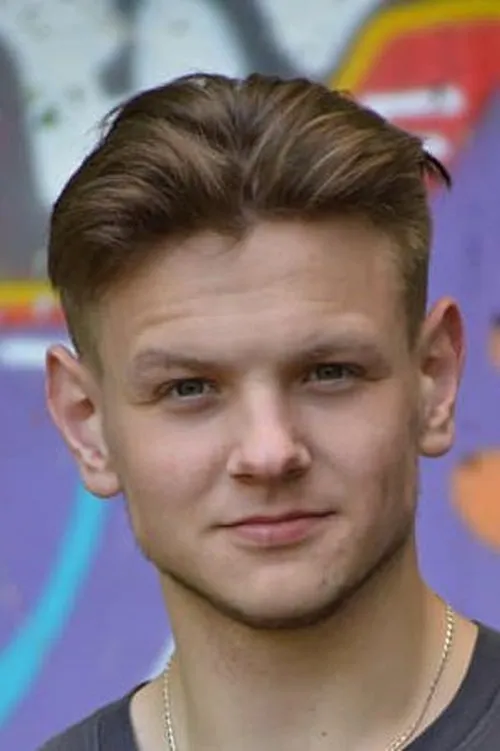 Dmytro Sova ha trabajado con Михайло Дзюба en 1 ocasiones