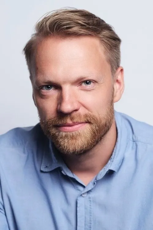 ???????? ?????? ha trabajado con Mihkel Kabel en 1 ocasiones