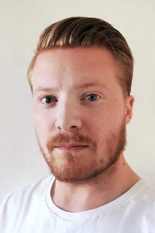 Miika Laakso interpretando a Lari-Matti