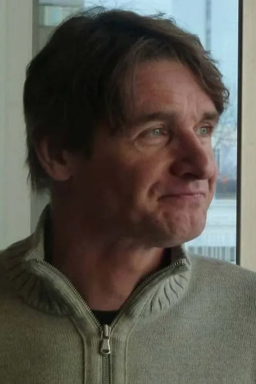 Eliel Lignell ha trabajado con Mika Räinä en 1 ocasiones