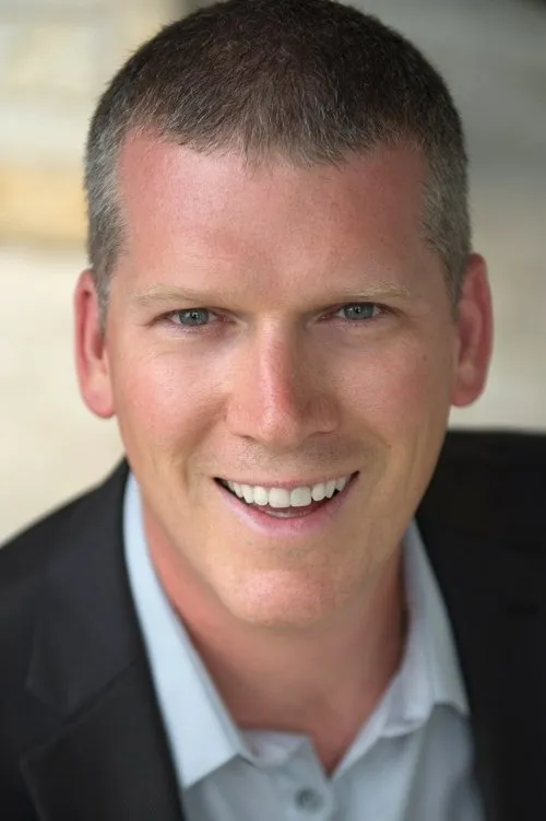 Joe Cross ha trabajado con Mike Adams en 1 ocasiones