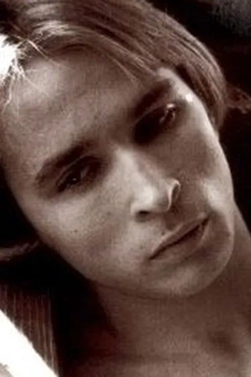 Mike Daniels interpretando a