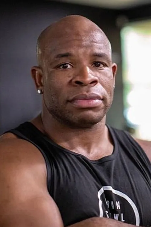 Juan Carrillo ha trabajado con Mike Guy en 1 ocasiones