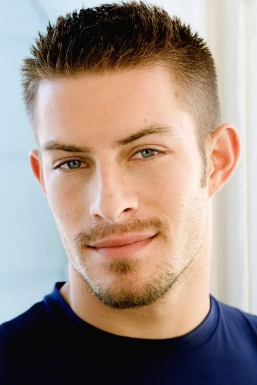 Cole Parker ha trabajado con Mike Roberts en 2 ocasiones