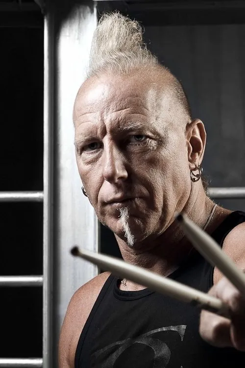 Doug Wimbish ha trabajado con Mike Terrana en 2 ocasiones