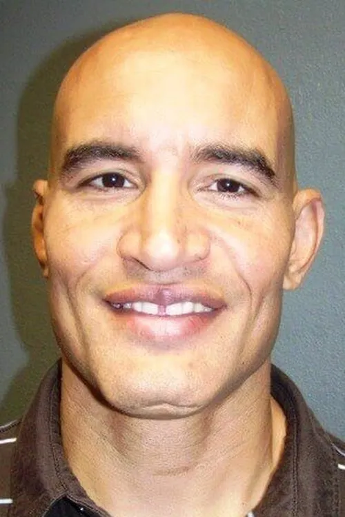 Mike Van Arsdale interpretando a Self